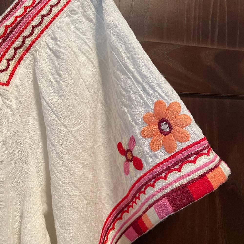 Final 🌻 
Madewell Embroidered Sand blossom blouse - Picture 7 of 7